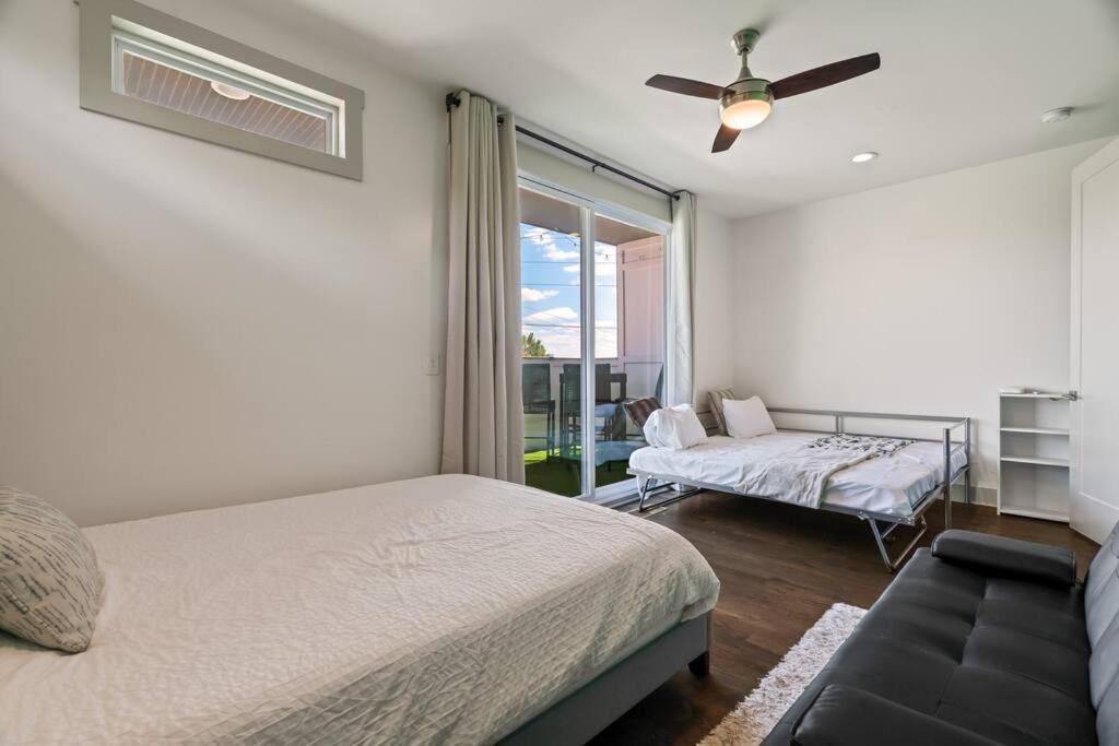King Bed, Balcony, Covered Patio & Firepit! 8 Minutes From Broadway Nashville Exterior photo